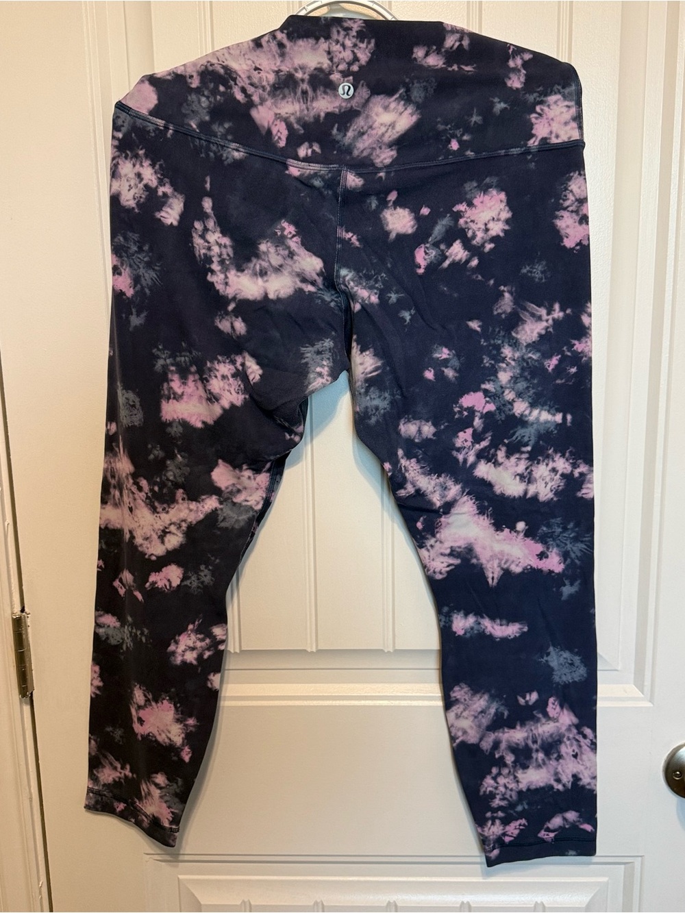Lululemon Size 12 Purple Blue Tie Dye High Rise Align Leggings